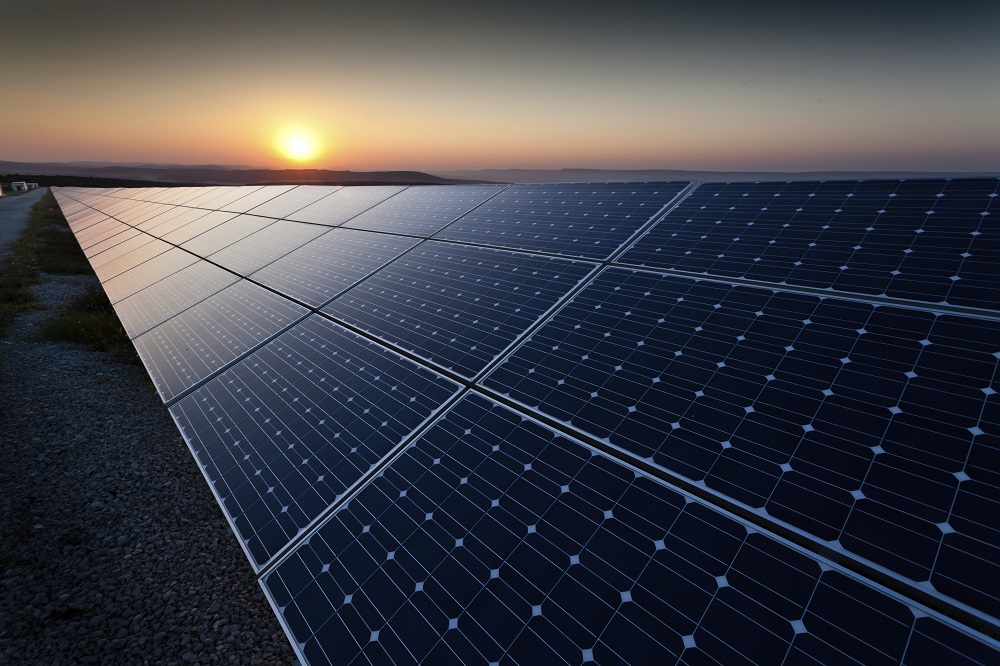 Yenilenebilir Enerji, Solar Enerji, Güneş Enerjisi, Güneş Panelleri,Alçak Gerilim, Orta Gerilim,İş Güvenliği, Konnektör, Enerji Sistemleri, Ankara Yenilenebilir Enerji,Enerji, Mekanik Projeler, Statik Projeler